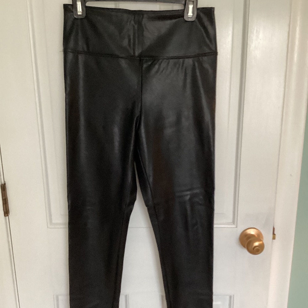 Leather faux leggings